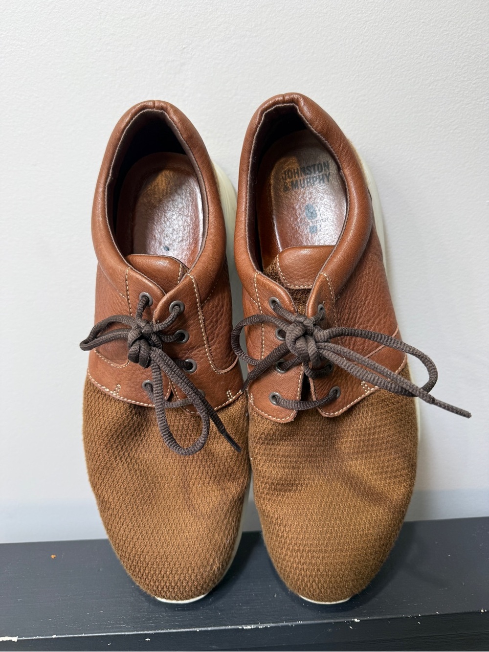 Johnston & Murphy Brown Two-Tone Casual Lace-Up Oxfords